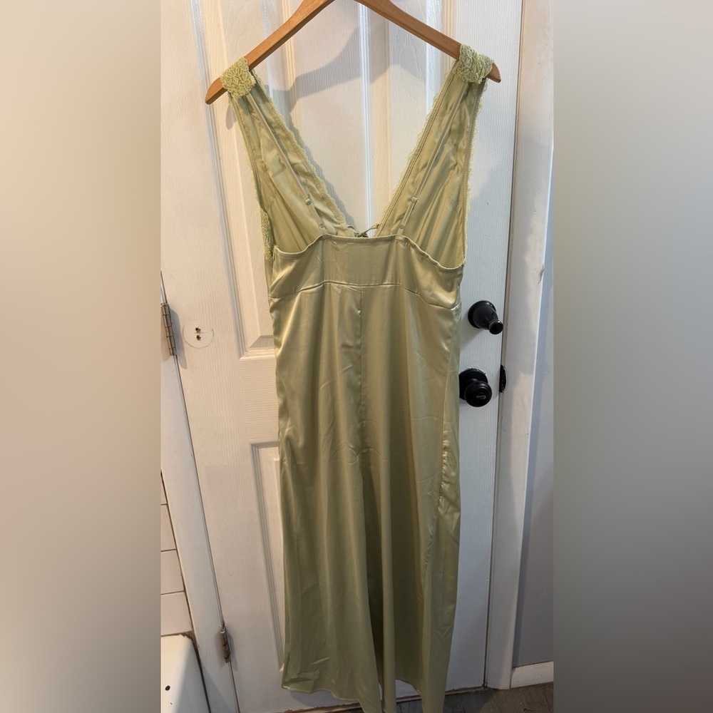 Lime Green Dress - Picture 2 of 3